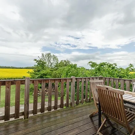 3-r-ferienwohnung-fuer-3-personen-in-schaprode-auf-ruegen-zi4 Apartmán