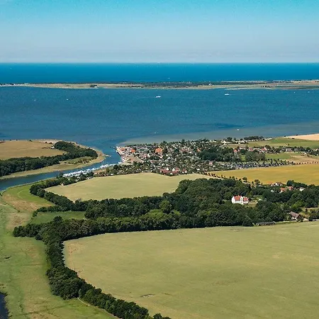 Apartmán 3-r-ferienwohnung-fuer-3-personen-in-schaprode-auf-ruegen-zi4 *